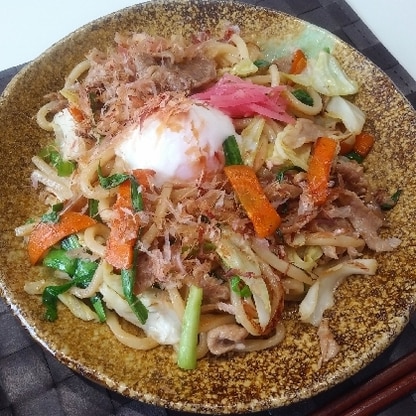 べちゃっとならないようにチャチャッとが大切ですね！野菜をだしで炒めると軽く下味もついて良いですね。おいしく頂きました♪